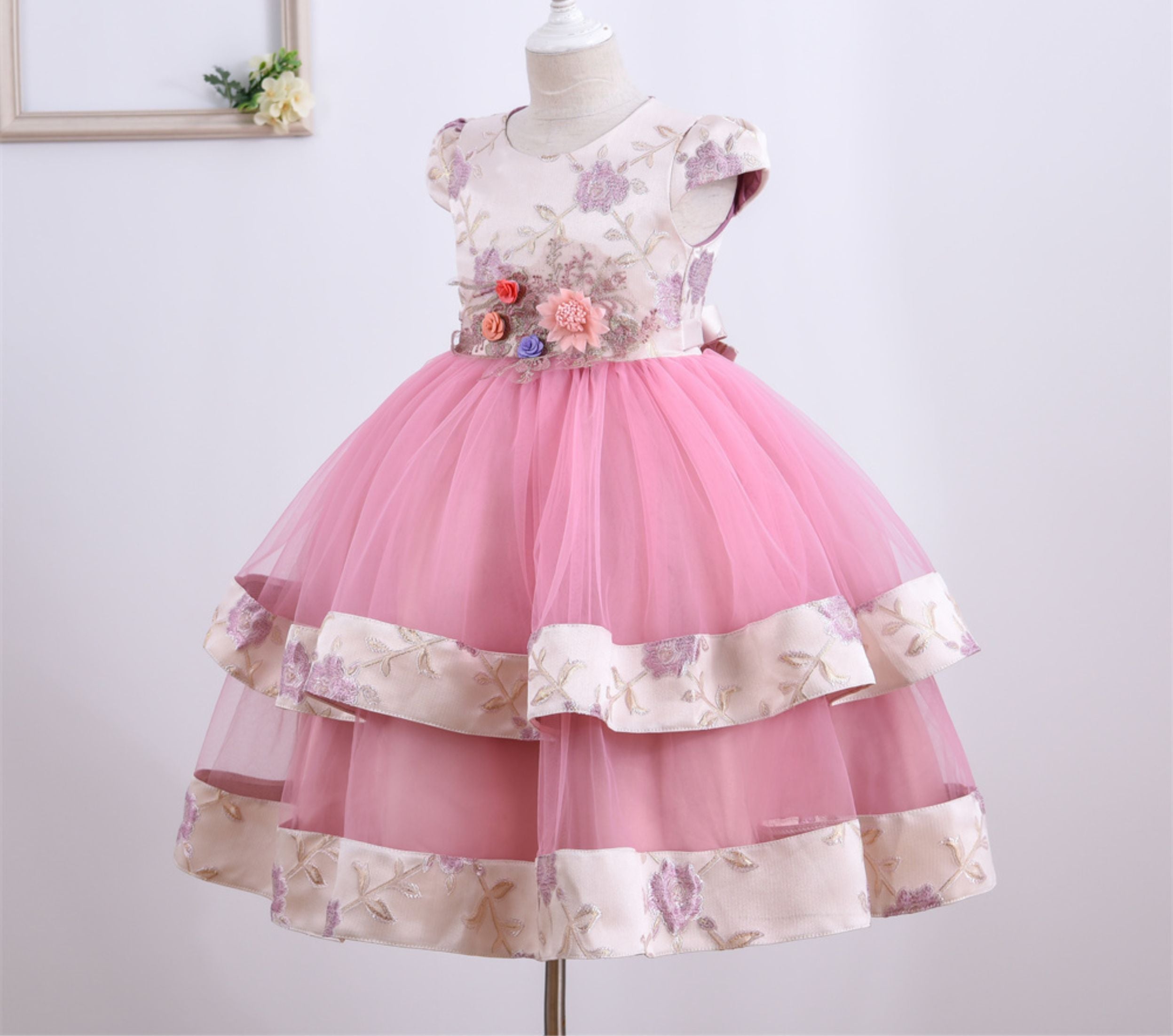 Girls Dresses for All Occasions | Luxury Childrenswear – Mia Bambina  Boutique